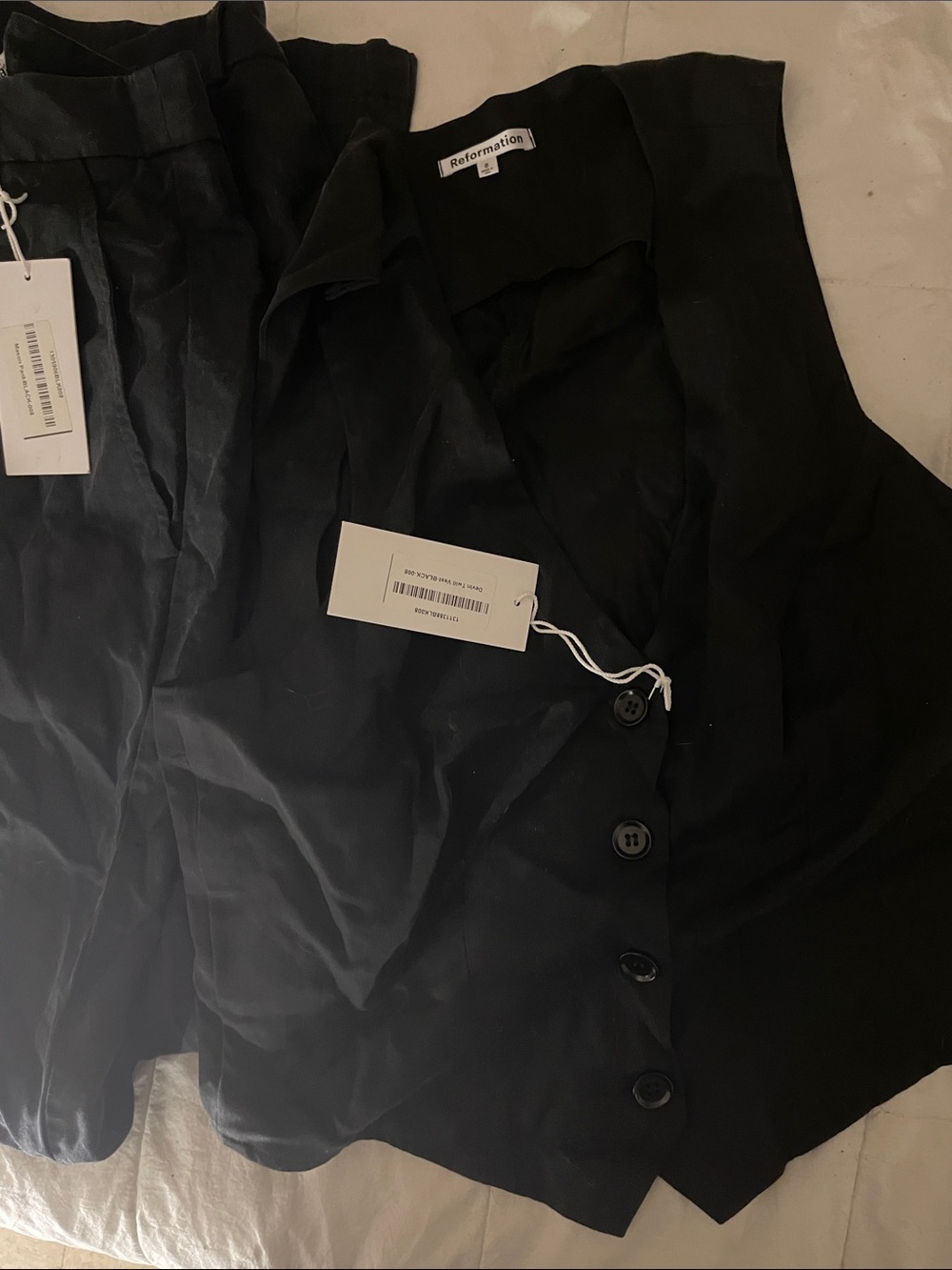 Reformation Devin Twill Vest - Black